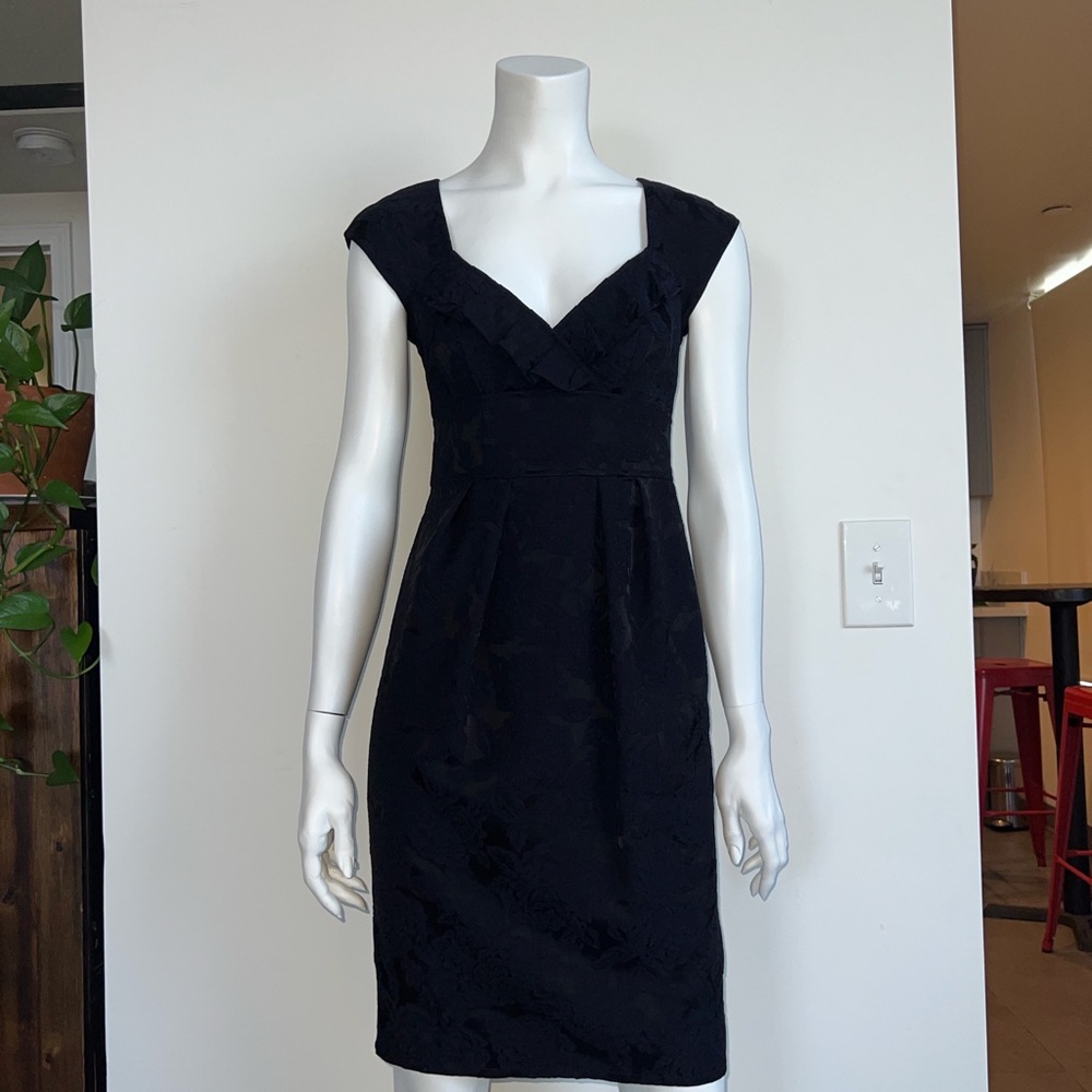 NANETTE LEOPRE SHEATH DRESS IN FLORAL BROCADE